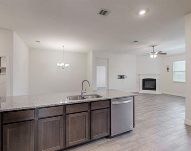 10925 Klondike Lane - Photo Thumbnail 10