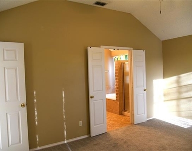 7025 Blalock Drive - Photo Thumbnail 14