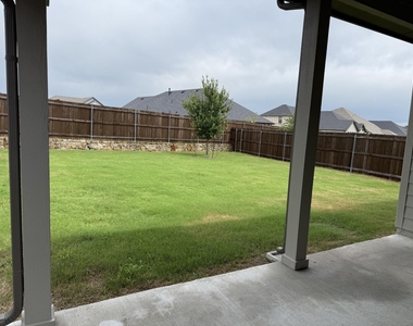 209 Little Bridge Drive - Photo Thumbnail 19