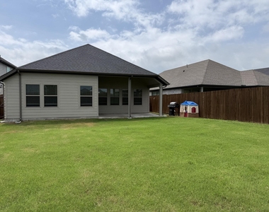 209 Little Bridge Drive - Photo Thumbnail 18