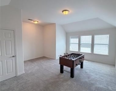 533 Shasta Street - Photo Thumbnail 17