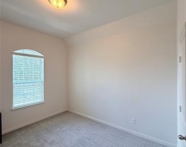 533 Shasta Street - Photo Thumbnail 22