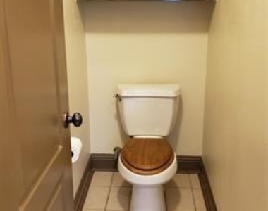 1621 Colonial Drive - Photo Thumbnail 22