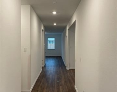 3700 Milkweed Road - Photo Thumbnail 6