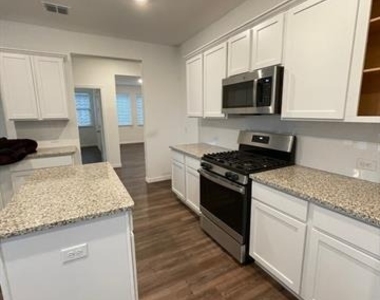 3700 Milkweed Road - Photo Thumbnail 12