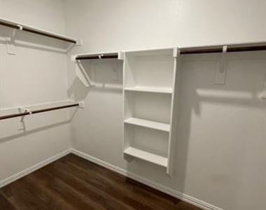3700 Milkweed Road - Photo Thumbnail 11