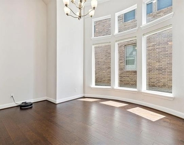 2901 Adon Springs Lane - Photo Thumbnail 15