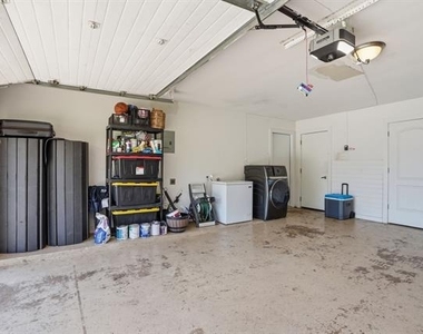 5017 Fox Hill Lane - Photo Thumbnail 11