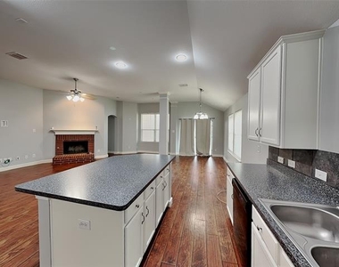 5920 Paloma Blanca Drive - Photo Thumbnail 2