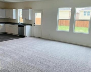 603 Delaware Avenue - Photo Thumbnail 2