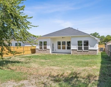 4617 Pickett Street - Photo Thumbnail 2