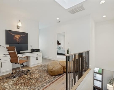5615 Ellsworth Avenue - Photo Thumbnail 7