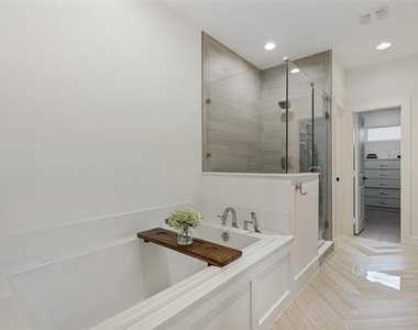 5615 Ellsworth Avenue - Photo Thumbnail 10