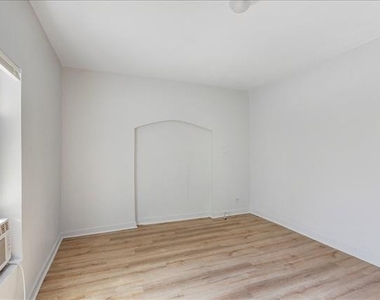 917 W Crawford Street - Photo Thumbnail 6