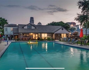 3110 Ross Avenue - Photo Thumbnail 31