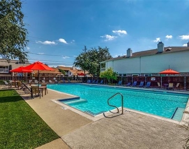 3110 Ross Avenue - Photo Thumbnail 32