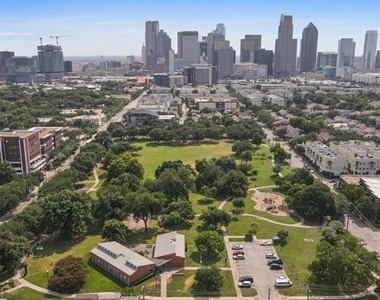 3110 Ross Avenue - Photo Thumbnail 22