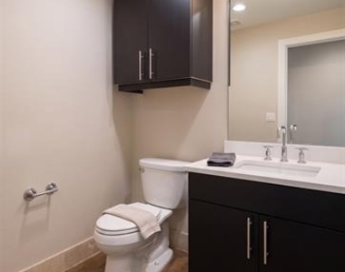 3110 Ross Avenue - Photo Thumbnail 5