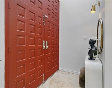 4310 Bowser Avenue - Photo Thumbnail 1