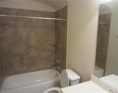 12723 Ridge Spring Drive - Photo Thumbnail 17