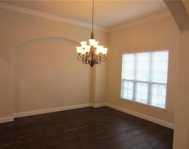 12723 Ridge Spring Drive - Photo Thumbnail 2