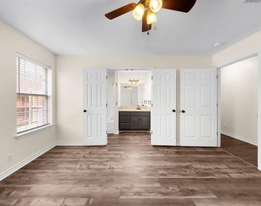 324 N Tolbert Avenue - Photo Thumbnail 14