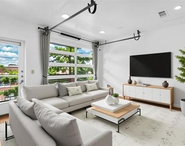 1111 S Akard Street - Photo Thumbnail 7