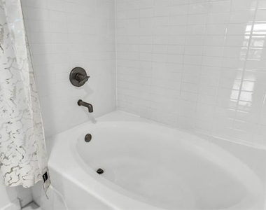 1111 S Akard Street - Photo Thumbnail 16