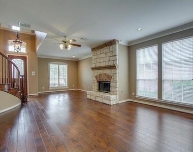 224 Heatherwood Drive - Photo Thumbnail 6