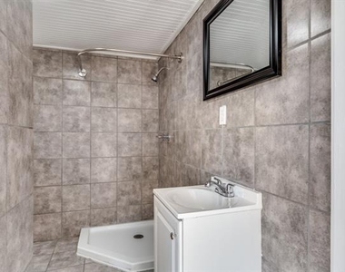 5529 Diaz Avenue - Photo Thumbnail 10