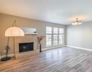 5881 Preston View Boulevard - Photo Thumbnail 5