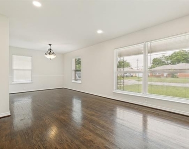 2414 San Medina Avenue - Photo Thumbnail 10