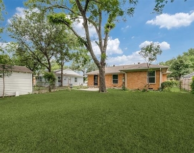 2414 San Medina Avenue - Photo Thumbnail 11