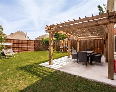 7531 Maribeth Drive - Photo Thumbnail 19