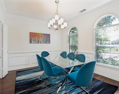 7531 Maribeth Drive - Photo Thumbnail 7