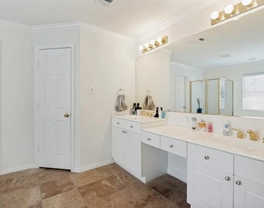 7531 Maribeth Drive - Photo Thumbnail 14