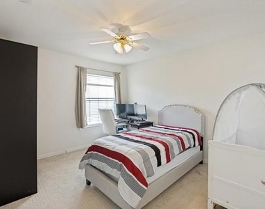 7531 Maribeth Drive - Photo Thumbnail 10