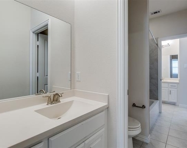 8026 Copper Way - Photo Thumbnail 10