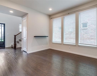 8026 Copper Way - Photo Thumbnail 4