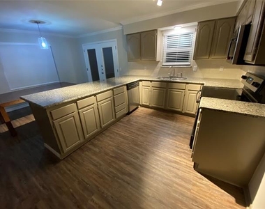 9857 County Road 745 - Photo Thumbnail 3