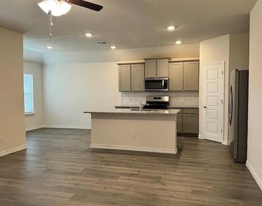 1002 Cottontail Drive - Photo Thumbnail 1