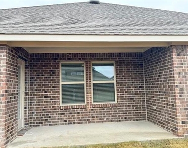1002 Cottontail Drive - Photo Thumbnail 6