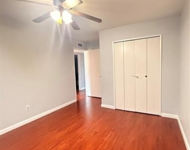 5512 Rutledge Drive - Photo Thumbnail 12