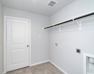 5813 Morrow Point Drive - Photo Thumbnail 17