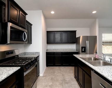 5813 Morrow Point Drive - Photo Thumbnail 6
