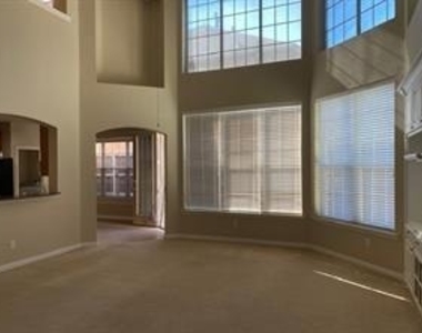 3621 Nandina Drive - Photo Thumbnail 6