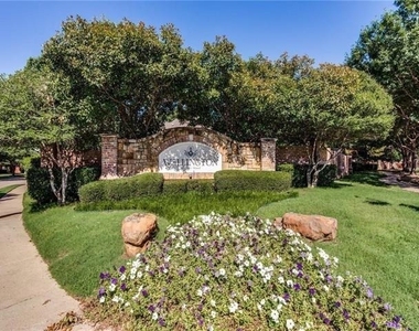 3621 Nandina Drive - Photo Thumbnail 14