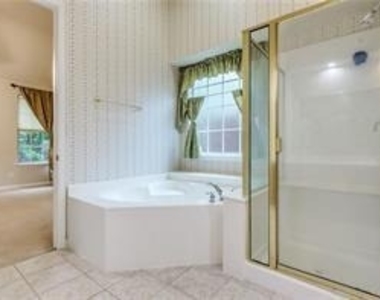 3621 Nandina Drive - Photo Thumbnail 9