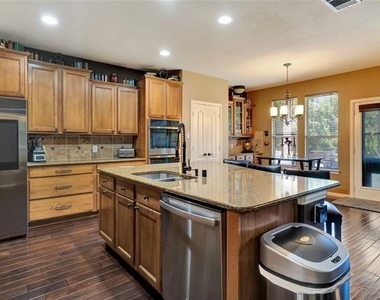 1413 Stone Mountain Parkway - Photo Thumbnail 7