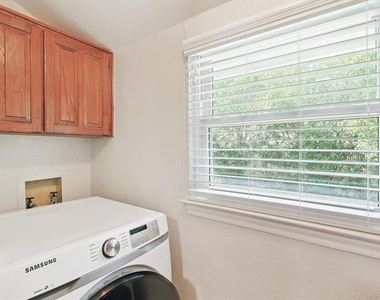 3433 Murphy Drive - Photo Thumbnail 15